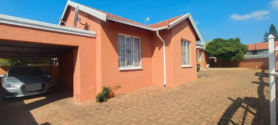 3 Bedroom Property for Sale in Tlhabane West North West